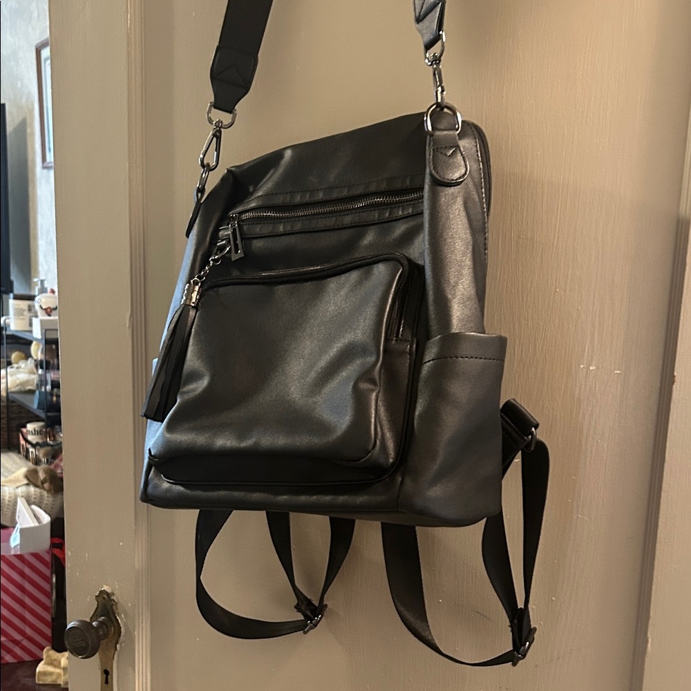 Sleek Black Men's Backpack